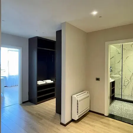 Luxury Lake View Duplex With Indoor Fireplace Shkoder Exterior photo