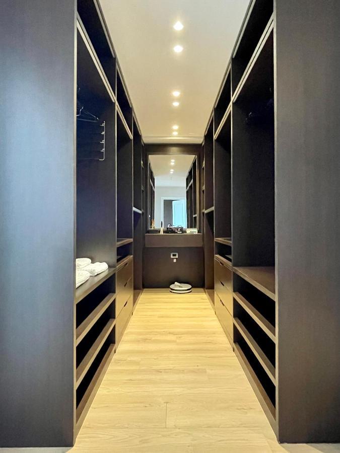 Luxury View Duplex With Indoor Fireplace